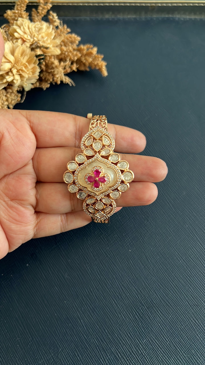 Eshmita Kundan Bracelet