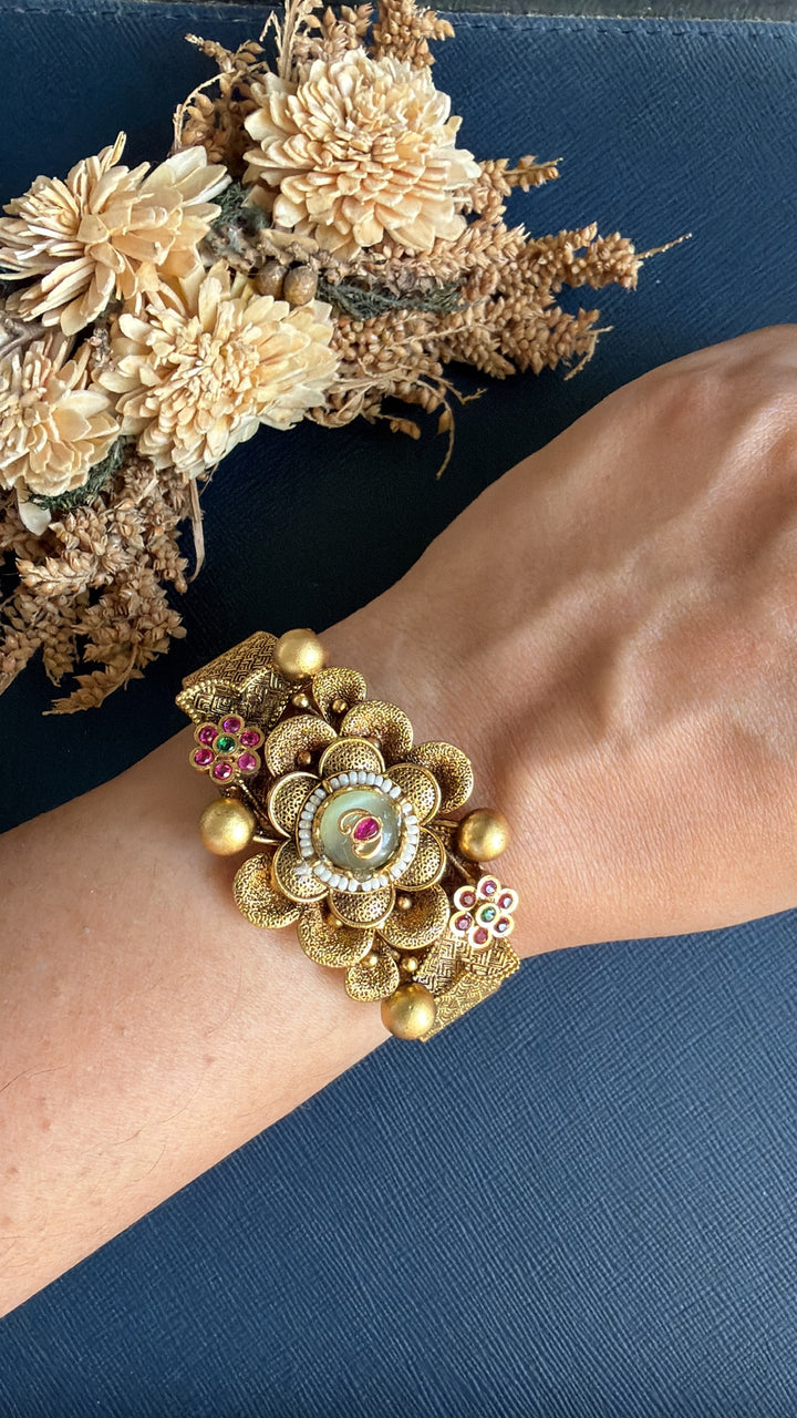 bracelets for women
ladies bracelet
ladies bracelet bracelet