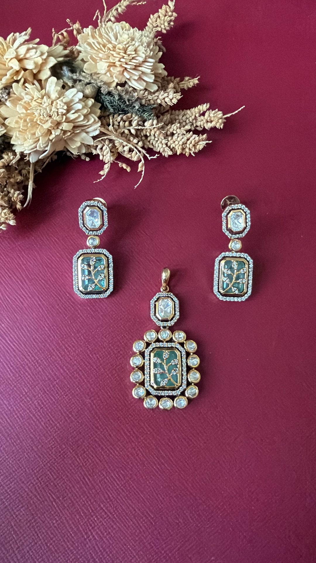 pendants for women
pendant for girlfriend
pendants