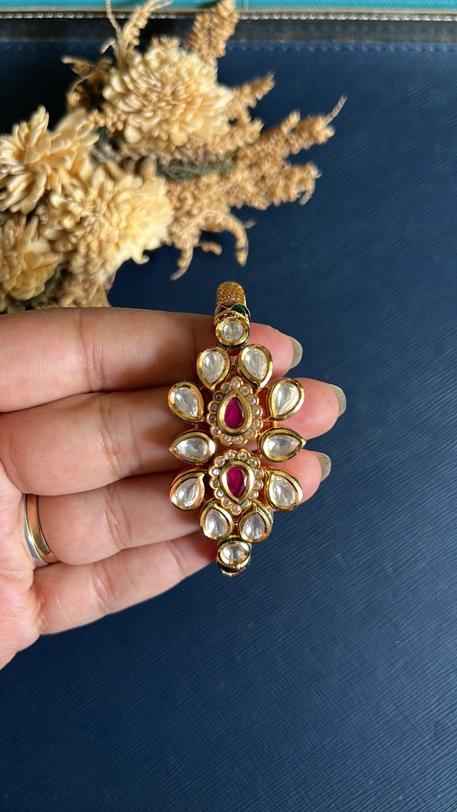 Suvrata AC Kundan Bracelet