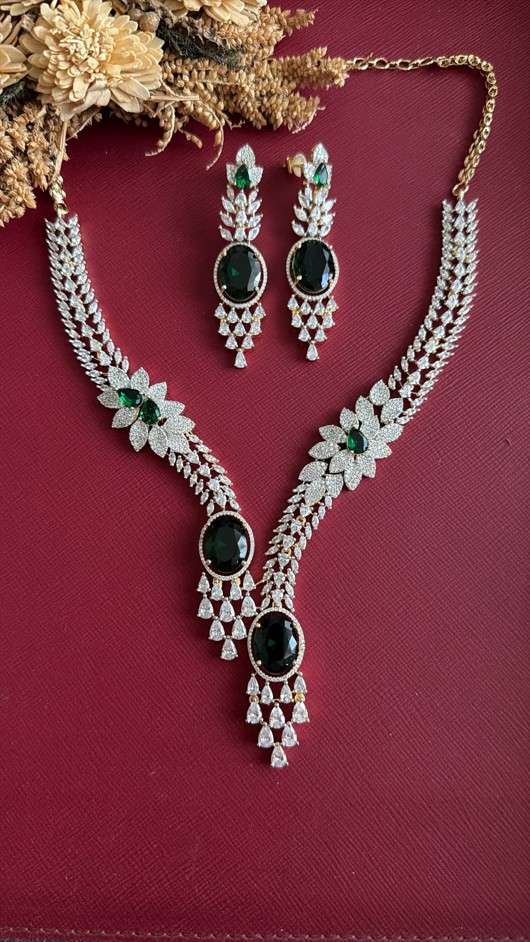 Sharika Diamond Necklace Set