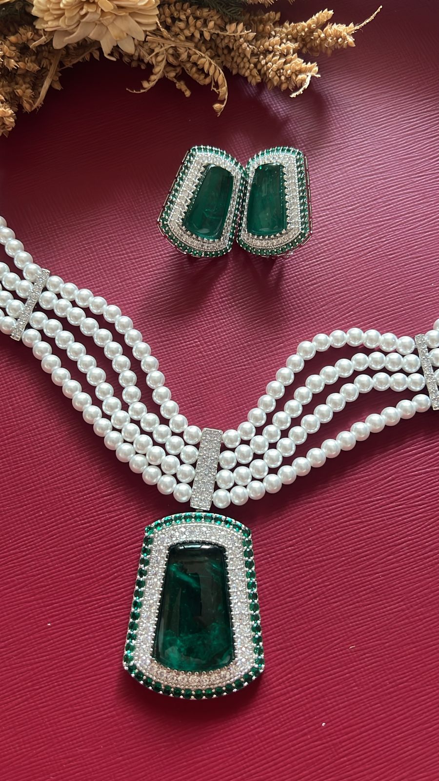 Myra Pearl Necklace Set