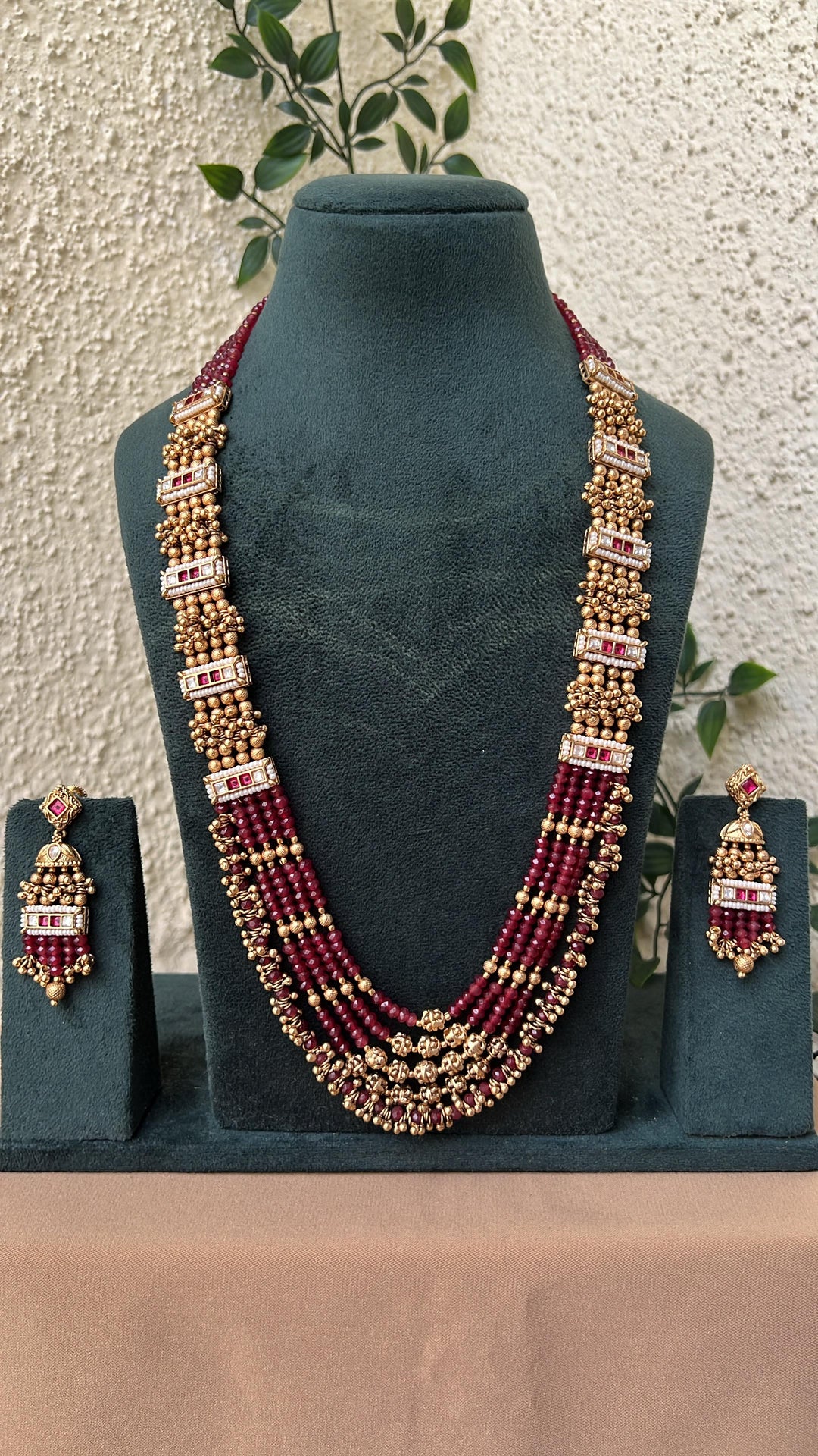 imitation jewellery set
