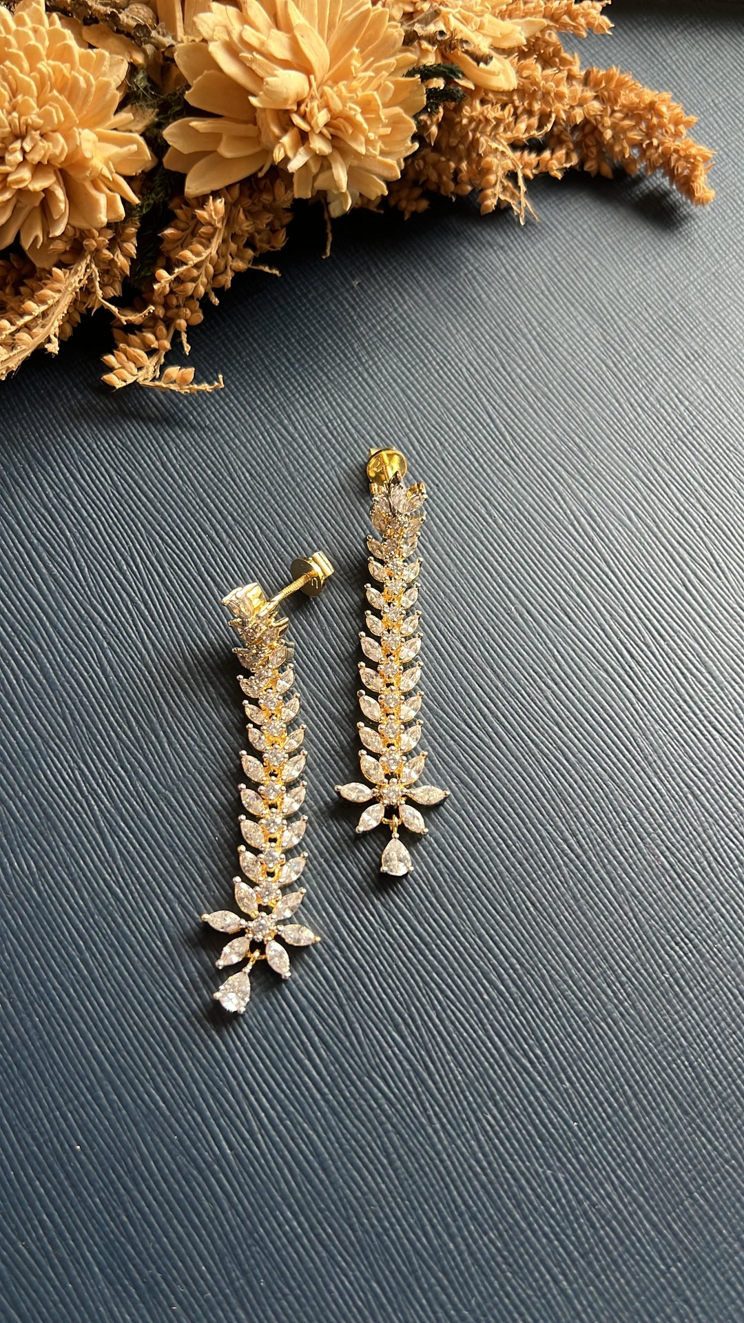 Meher Diamond Earring
