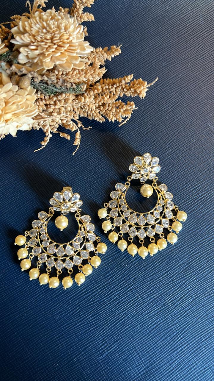 Naarya Diamond Chandbali
