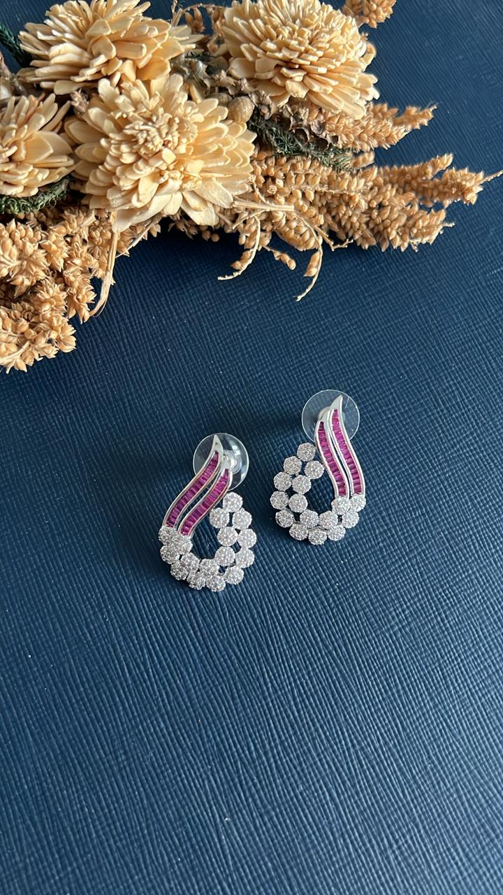 ear studs for women
ladies stud earrings
stud earrings
