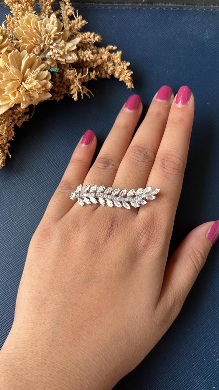 Leena Diamond Ring