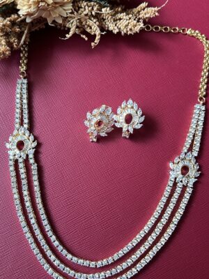 Prachi Diamond Necklace Set