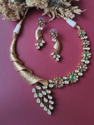 Priya AC Kundan Necklace Set