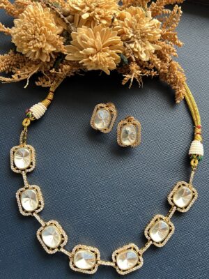 Kashi Kundan Necklace Set